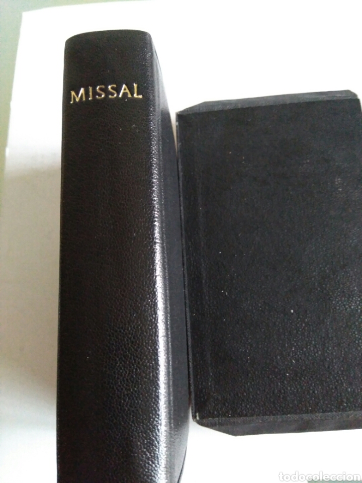 Antig&uuml;edades: Misal en Papel Biblia A&ntilde;o 1966 - Foto 1