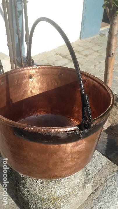Antig&uuml;edades: Caldera de cobre antigua - Foto 3