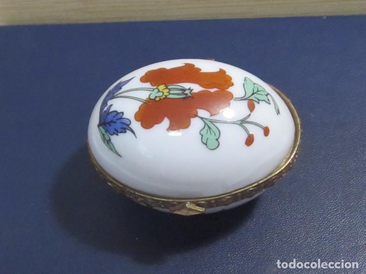 Antiquit&auml;ten: BONITA CAJA DE PORCELANA DECORADA - FINE PORCELAIN