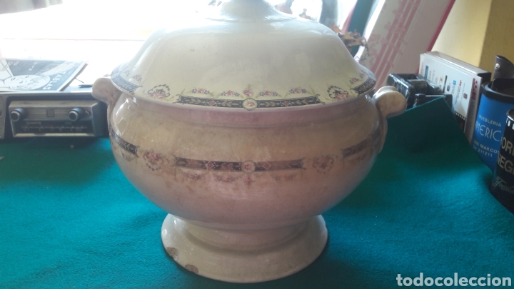 Antig&uuml;edades: Sopera antigua espa&ntilde;ola - Foto 1