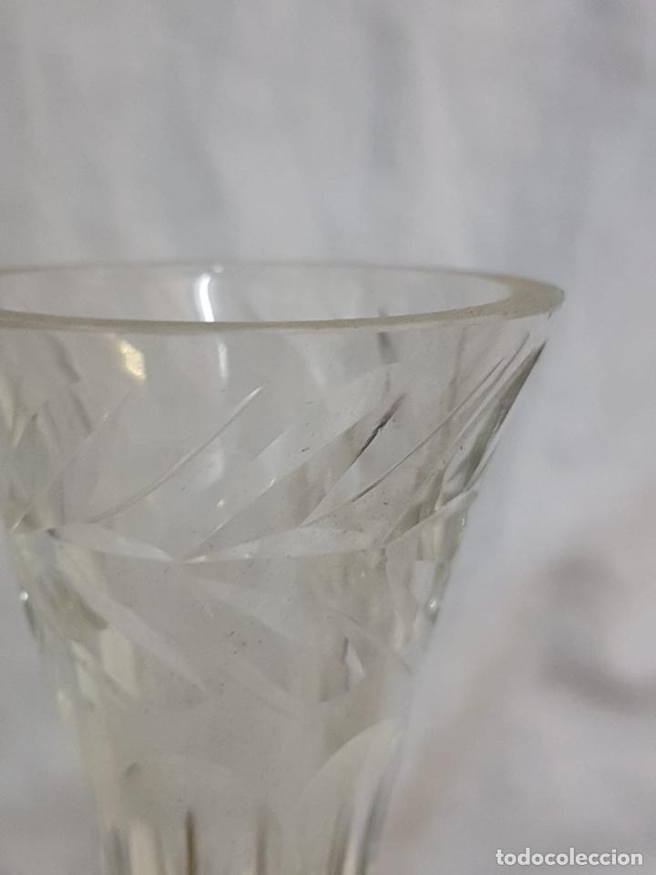 Antig&uuml;edades: Portavelas de cristal - Foto 2