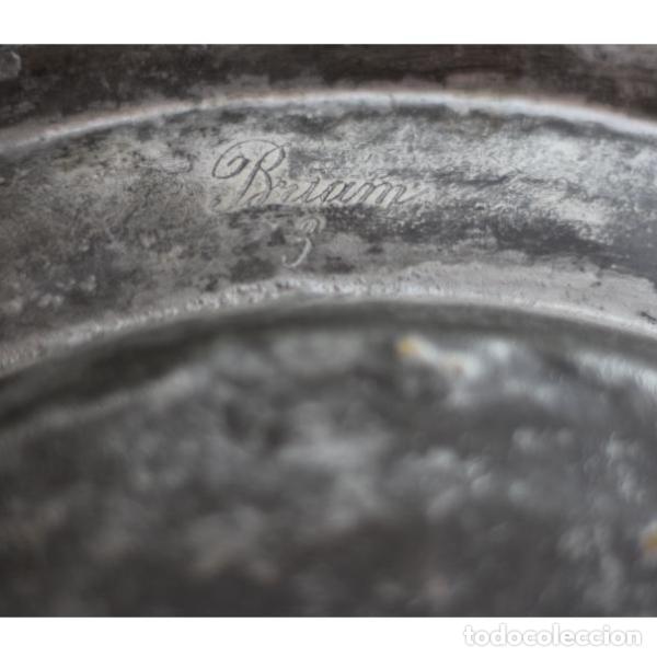 Antig&uuml;edades: Plato de metal - Foto 2