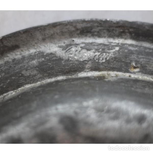 Antig&uuml;edades: Plato de metal - Foto 3
