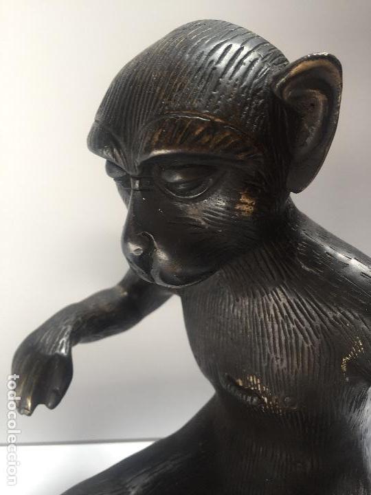 Antig&uuml;edades: MONO EN BRONCE  PATINADO 1950 , - Foto 2