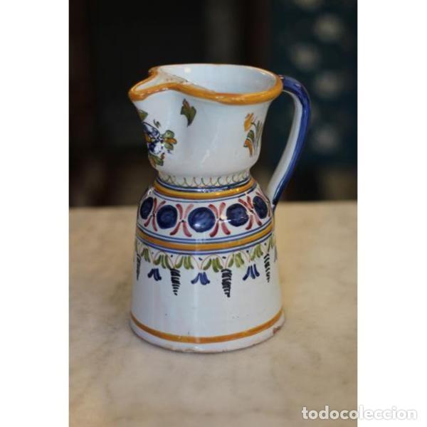 Antig&uuml;edades: Jarra de cer&aacute;mica de Talavera - Foto 1