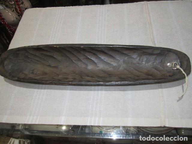 Antig&uuml;edades: M&aacute;scara de madera. 11 x 45 cms. - Foto 5