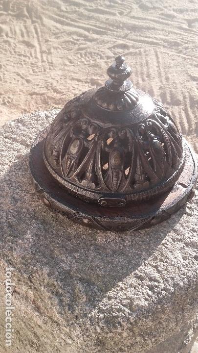 Antig&uuml;edades: Pisapapeles - Foto 2