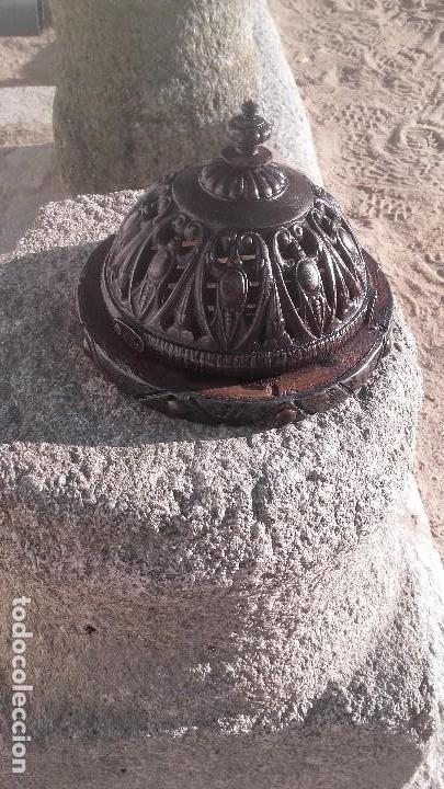 Antig&uuml;edades: Pisapapeles - Foto 1