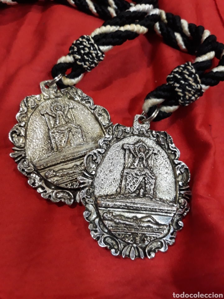 Antig&uuml;edades: Medallas cofrades - Foto 1