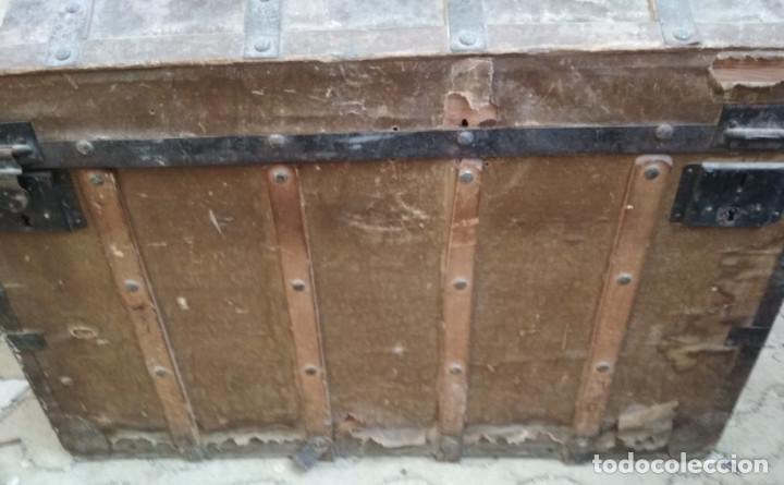 Antig&uuml;edades: BAUL O ARCON DE MADERA DEL SIGLO XIX - Foto 3