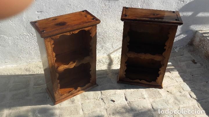 Antiques: Pareja de Muebles