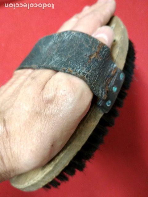 Antig&uuml;edades: ANTIGUO CEPILLO DE MANO - Foto 2