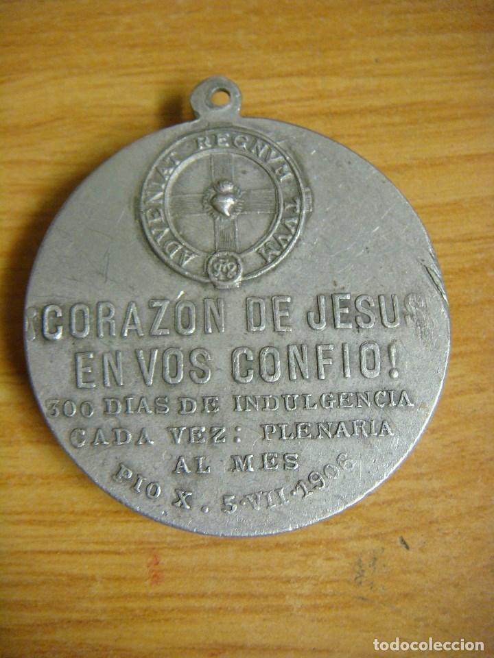 Antig&uuml;edades: MEDALLA DEL CORAZON DE JESUS EN VOS CONFIO - Foto 2