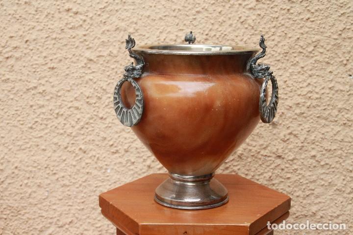 Antig&uuml;edades: Objeto de plata de ley y de alabastro - Foto 1