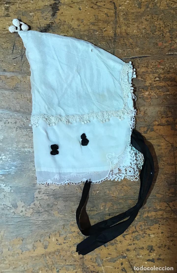 Antig&uuml;edades: GORRO DE NI&Ntilde;OS DE ENCAJE S. XIX - Foto 1