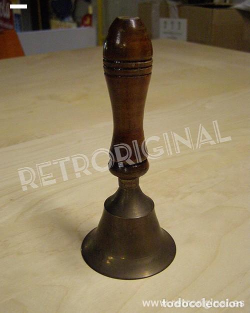 Antig&uuml;edades: Campana Campanilla antigua. - Foto 1