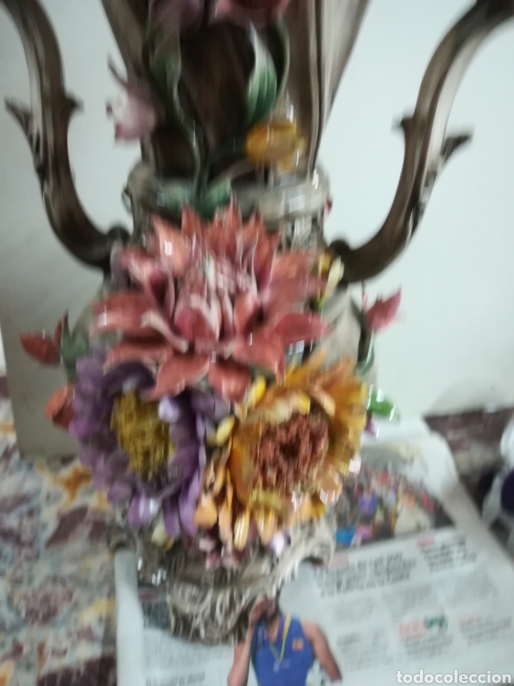 Antig&uuml;edades: Jarr&oacute;n de porcelana capo di monte - Foto 2