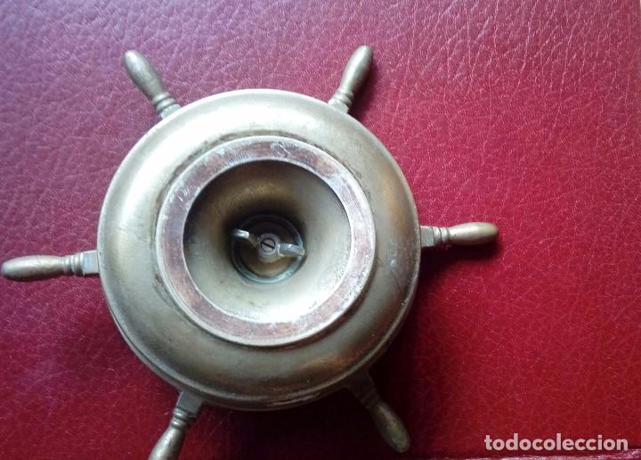 Antig&uuml;edades: Tim&oacute;n en broce muy antiguo - Foto 2