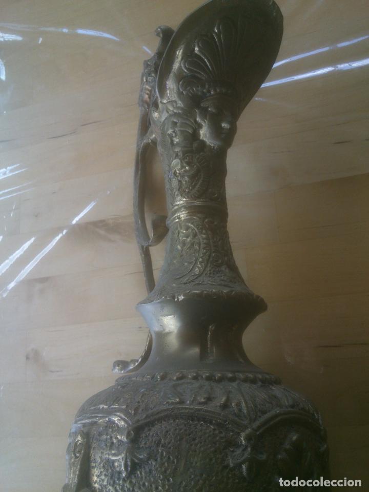 Antig&uuml;edades: ANTIGUO JARRON TODO DE BRONCE LABRADO - Foto 11