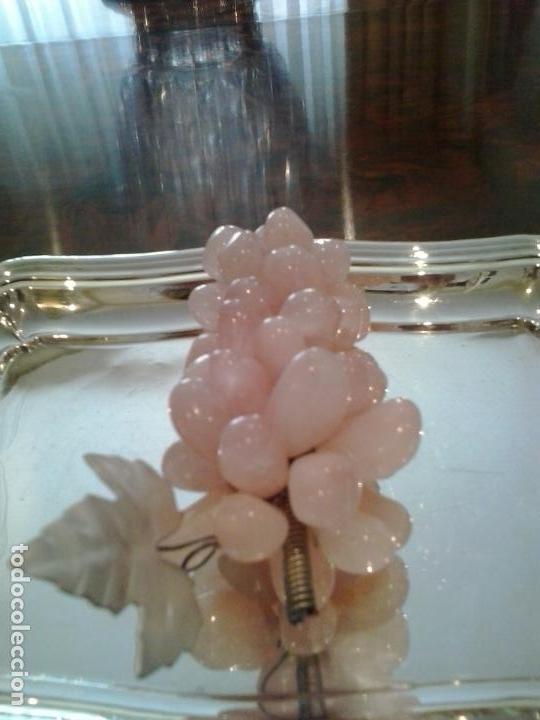 Antig&uuml;edades: Racimo uvas cuarzo rosa ,S XX - Foto 4