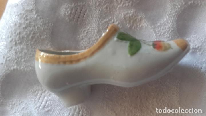 Antig&uuml;edades: Zapato porcelana - Foto 2