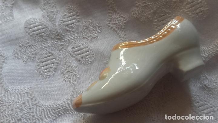 Antig&uuml;edades: Zapato porcelana - Foto 3