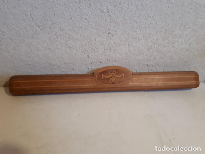 Antig&uuml;edades: ANTIGUO COPETE REMATE EN MARQUETER&Iacute;A - Foto 1