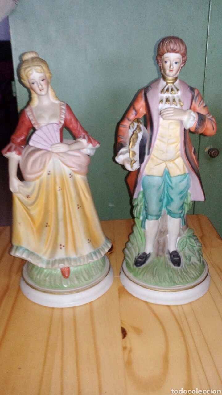 Antig&uuml;edades: Pareja de porcelana biscuit - Foto 1