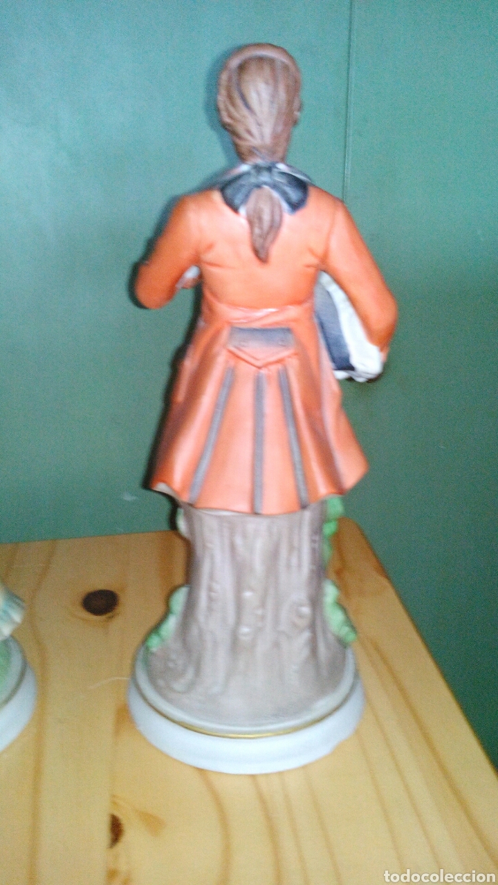 Antig&uuml;edades: Pareja de porcelana biscuit - Foto 4
