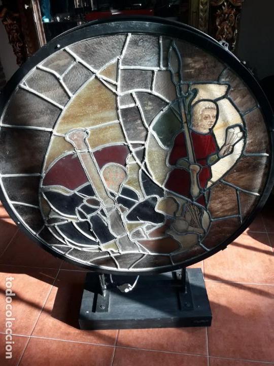 Antig&uuml;edades: Vidriera - Foto 1