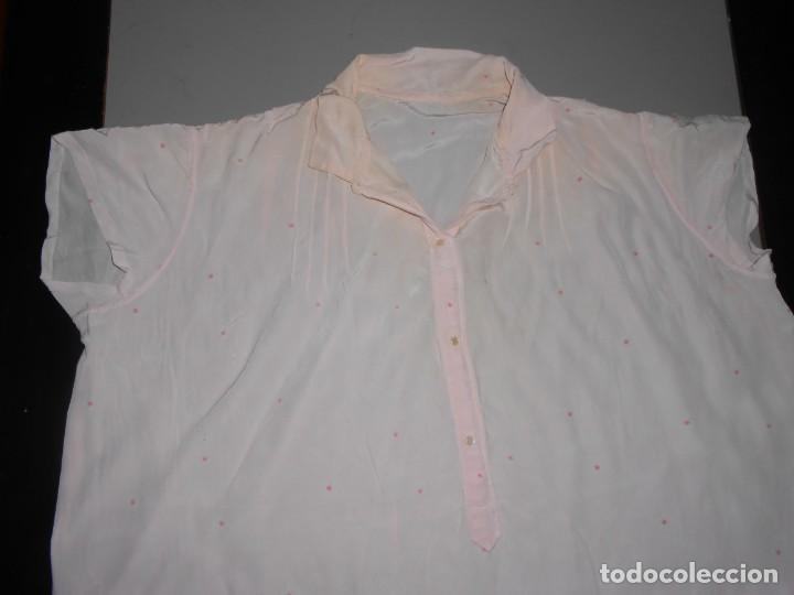 Antig&uuml;edades: Camis&oacute;n a&ntilde;os 50 - Foto 1