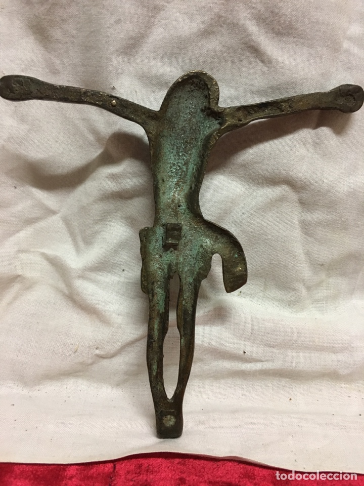 Antig&uuml;edades: Cristo de bronce - Foto 4