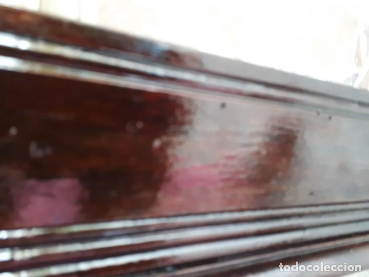 Antig&uuml;edades: antiguo espejo de madera - Foto 8