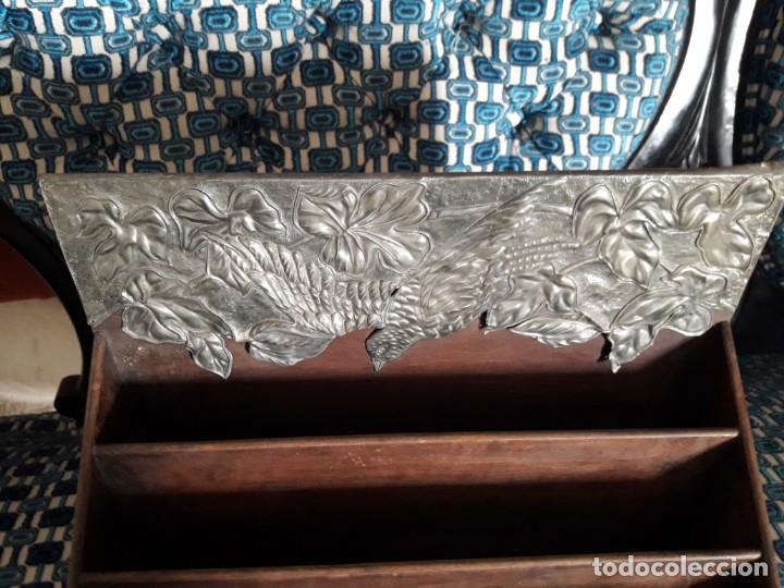 Antig&uuml;edades: Porta papeles de escritorio - Foto 5