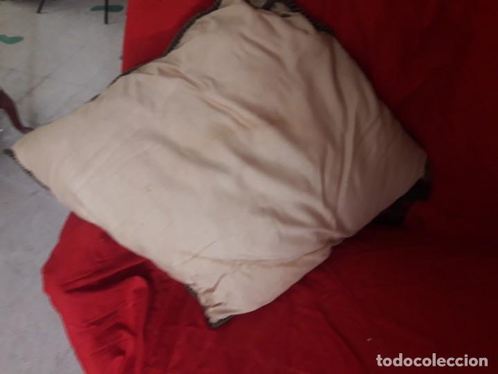 Antig&uuml;edades: Coj&iacute;n - Foto 3