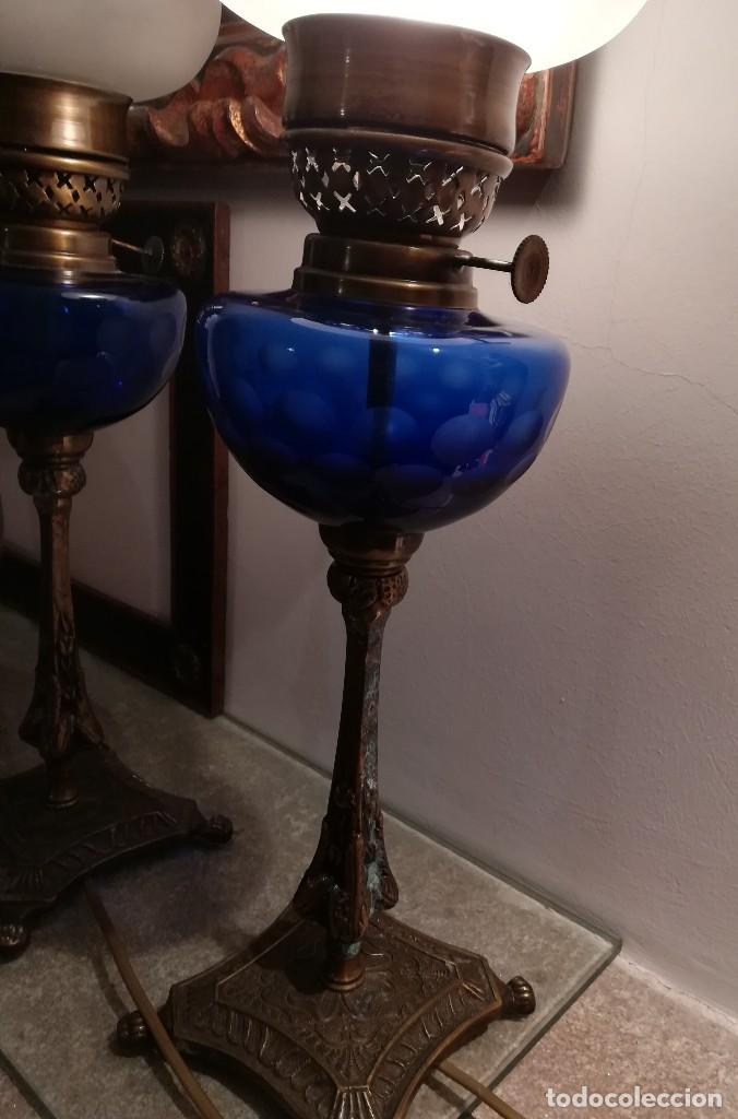 Antig&uuml;edades: Pareja de l&aacute;mparas de mesilla - Foto 5