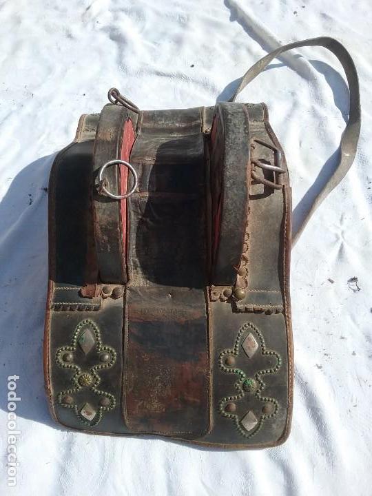 Antig&uuml;edades: Silla, equipamiento de caballeria. - Foto 2