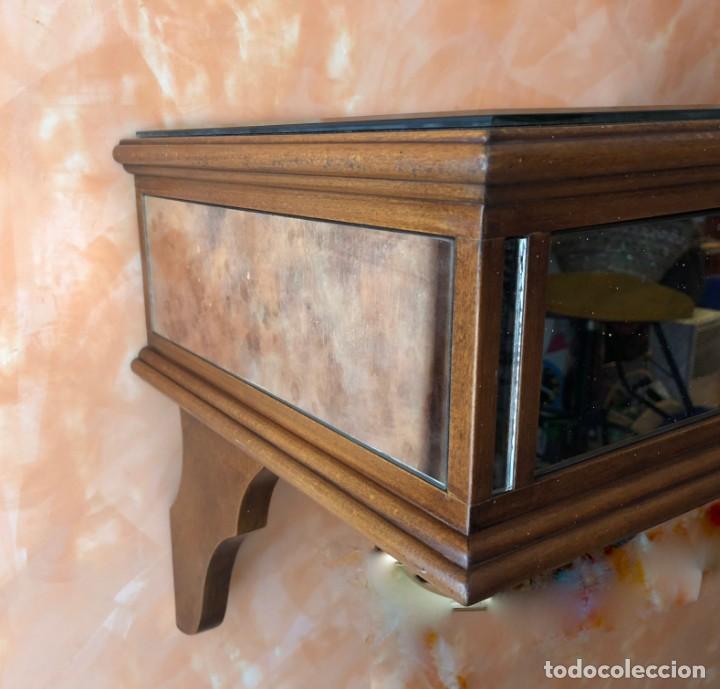 Antig&uuml;edades: REPISA - CONSOLA DE ESPEJO Y MADERA - Foto 6