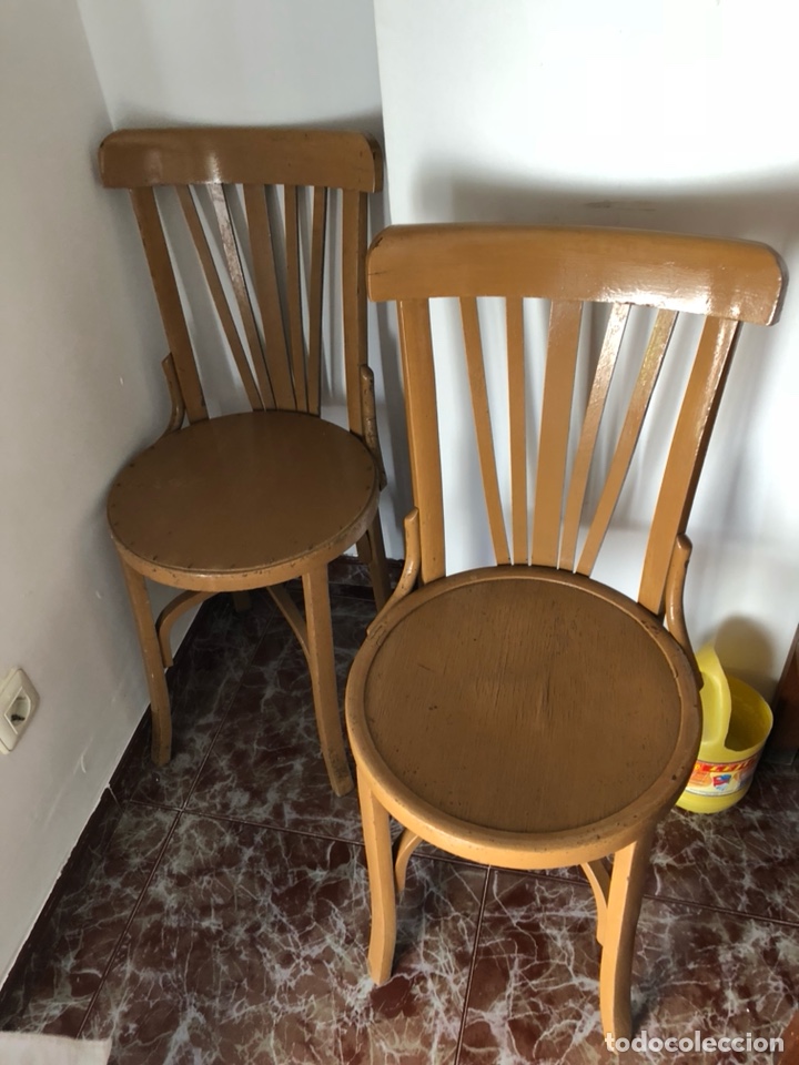 Antig&uuml;edades: Sillas madera antiguas tipo bar - Foto 2