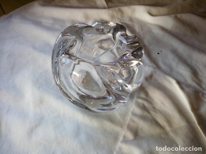 Antig&uuml;edades: Bonito jarr&oacute;n de cristal macizo y pesado. - Foto 1