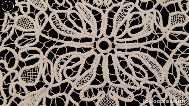 Antig&uuml;edades: Encaje macram&eacute; dos tapetes - Foto 6