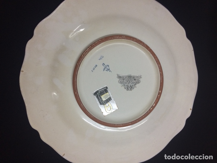 Antig&uuml;edades: Plato de cer&aacute;mica de Alcora - Foto 3