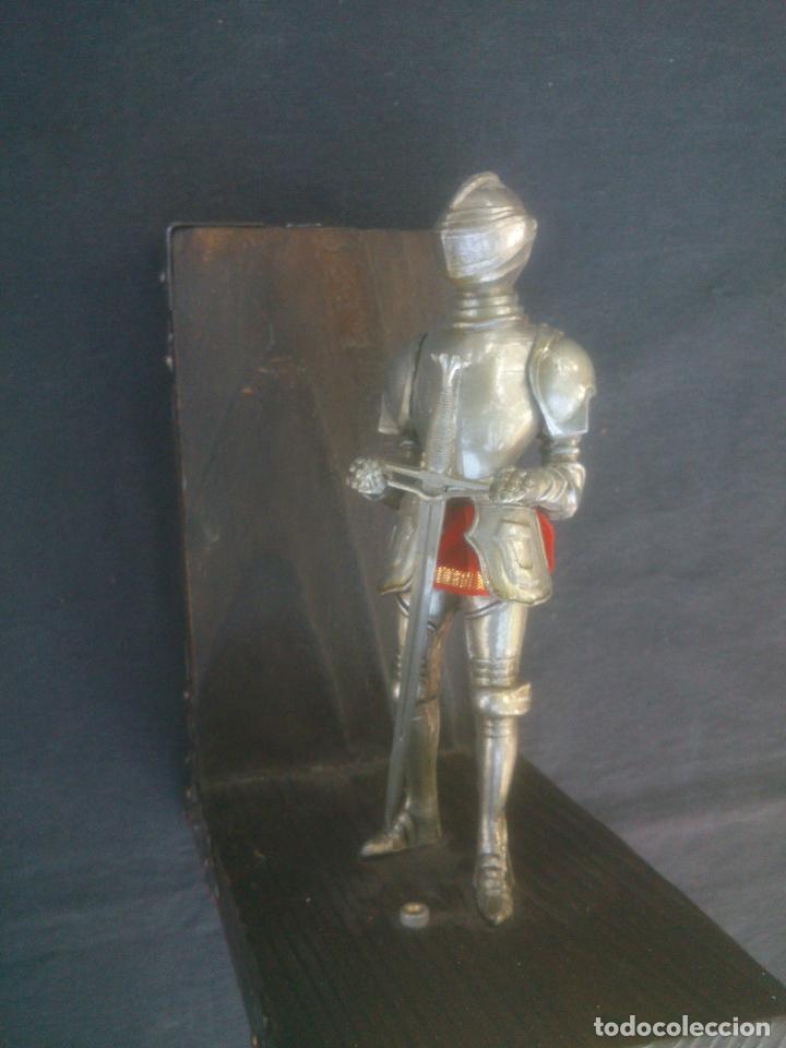 Antig&uuml;edades: CABALLERO MEDIEVAL - Foto 1