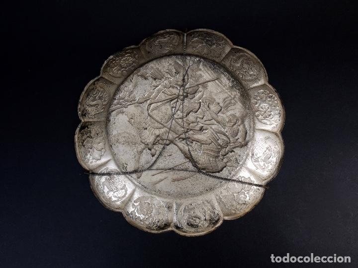 Antig&uuml;edades: PLATO EN BAJORELIVE DECORATIVO - Foto 5