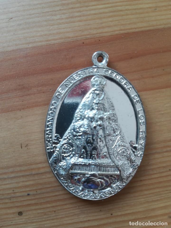 Antig&uuml;edades: Medalla virgen de los reyes plata - Foto 1