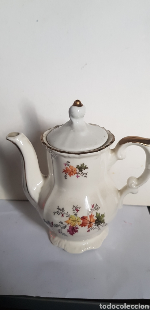Antig&uuml;edades: Tetera de porcelana - Foto 1