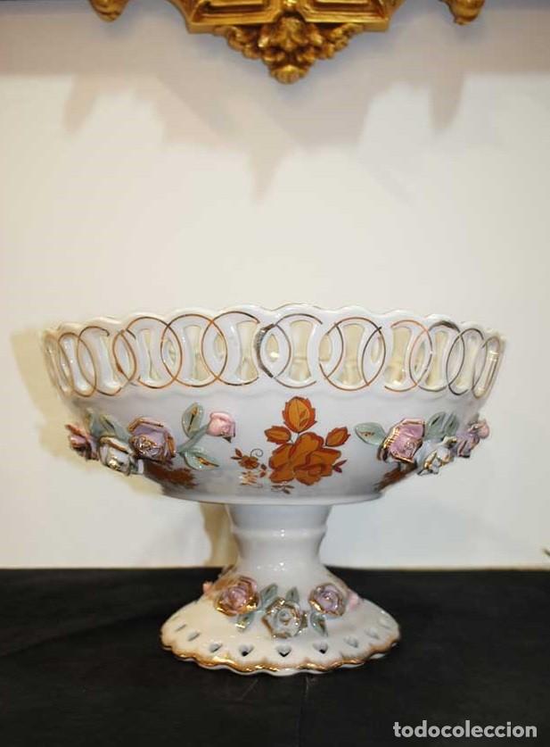Antig&uuml;edades: ANTIGUO CENTRO DE MESA PORCELANA CHECA - Foto 1