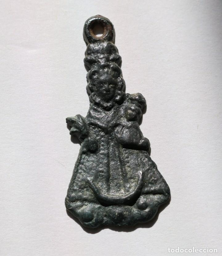Antig&uuml;edades: ANTIGUA MEDALLA VIRGEN DE MENA - Foto 1