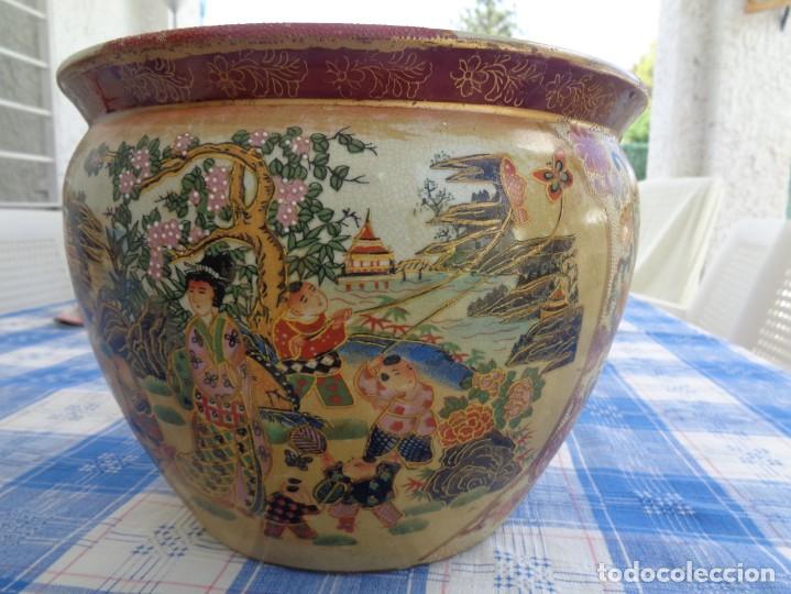 Antig&uuml;edades: BONITO MACETERO ANTIGUO - Foto 1