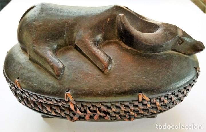 Antig&uuml;edades: Caja de madera - Foto 1